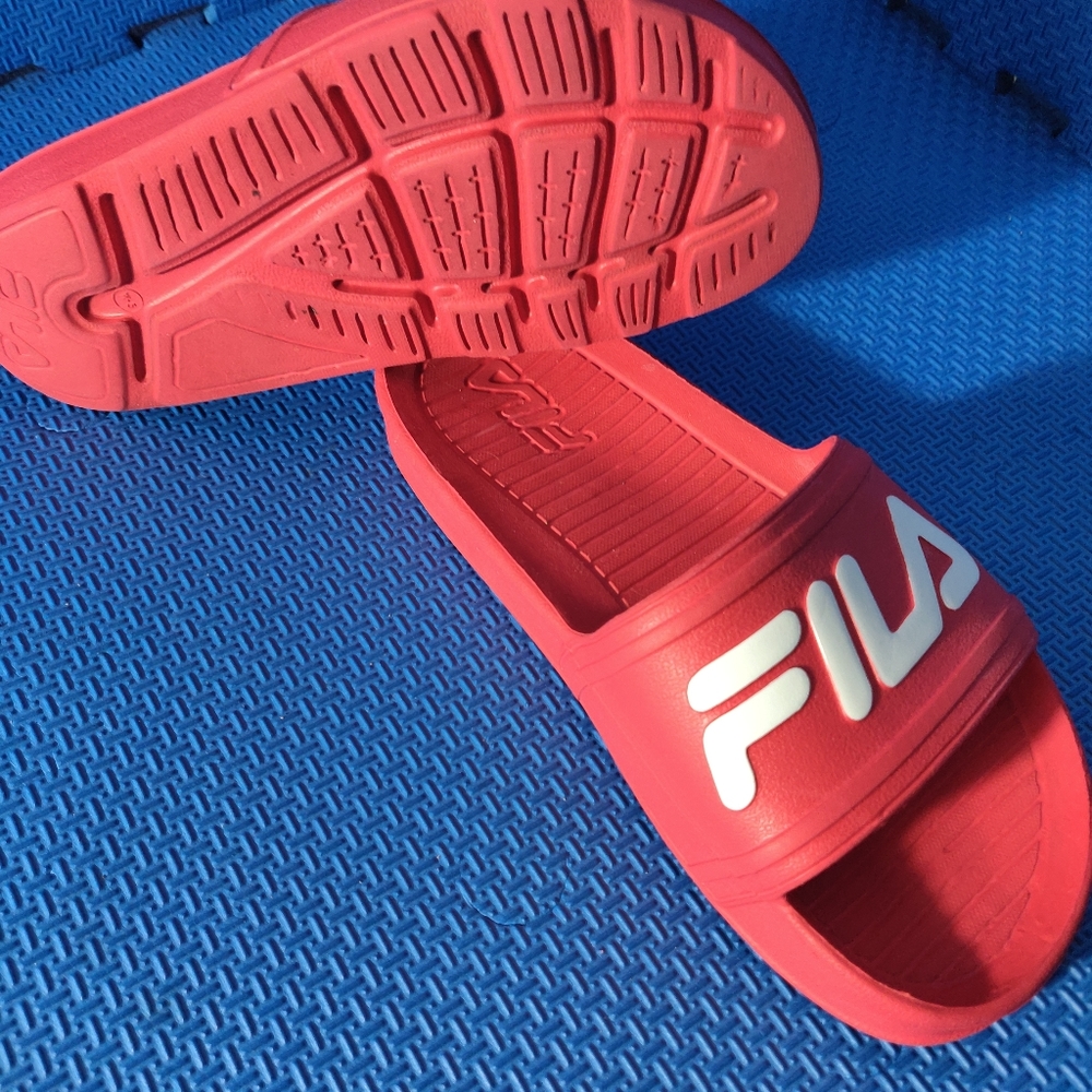 Slides - Picture 3 of 4